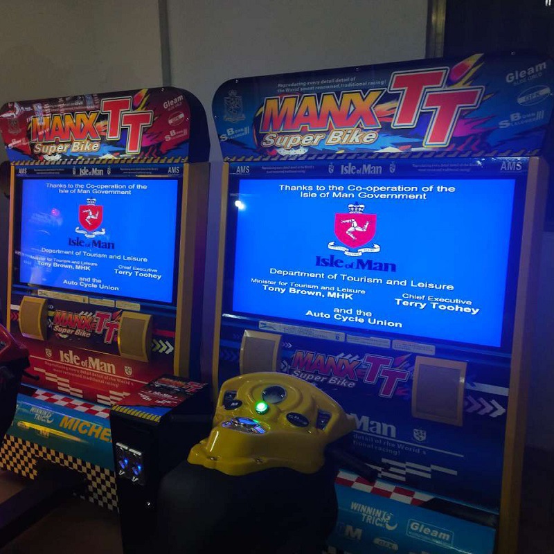 جهاز محاكاة قيادة يعمل بالعملة - مراجعة Racing Arcade Cabinet وسعره
